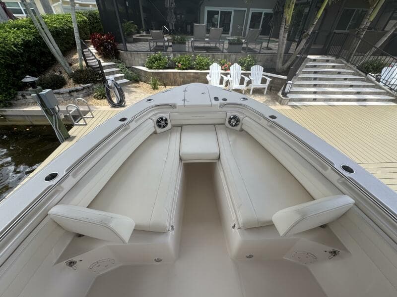 2021 Grady-White Canyon 336