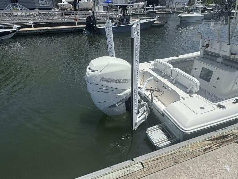 2018 ShearWater 270 Carolina Flare
