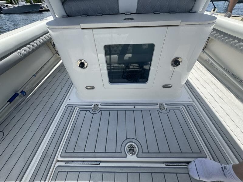 2018 ShearWater 270 Carolina Flare