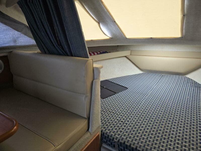 2005 Bayliner 289 EC