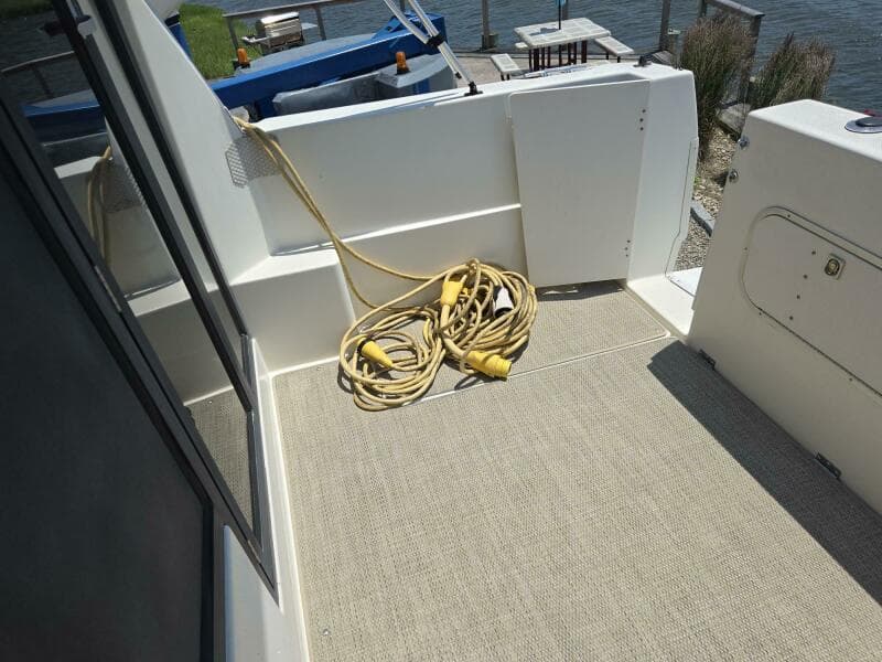 2005 Bayliner 289 EC