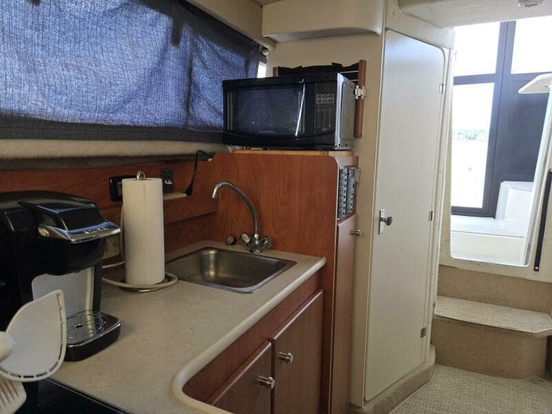 2005 Bayliner 289 EC