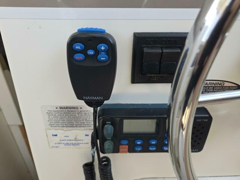 2005 Bayliner 289 EC