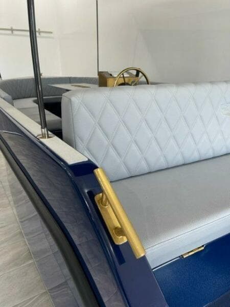 2025 Vision Volt 180