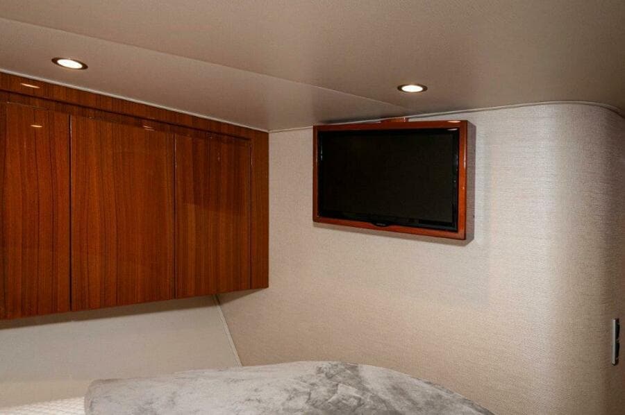 2016 Viking 52 Sport Tower- CONTAGIOUS HABIT-Master SR 3