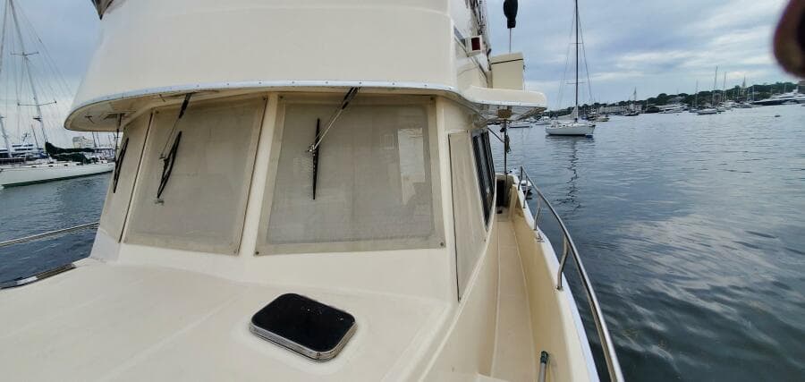 2004 Mainship 400 Trawler