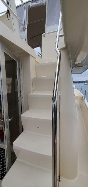 2004 Mainship 400 Trawler