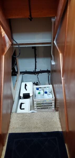 2004 Mainship 400 Trawler