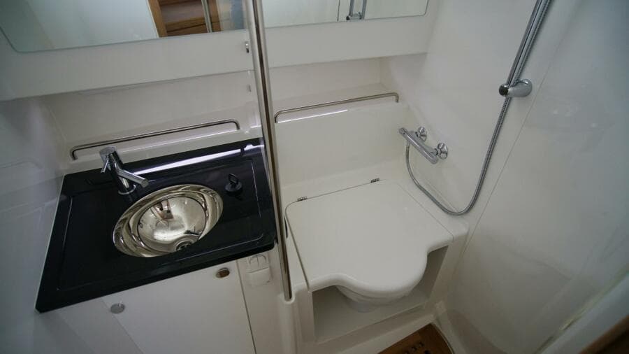 Nimbus Tender 11 - Head