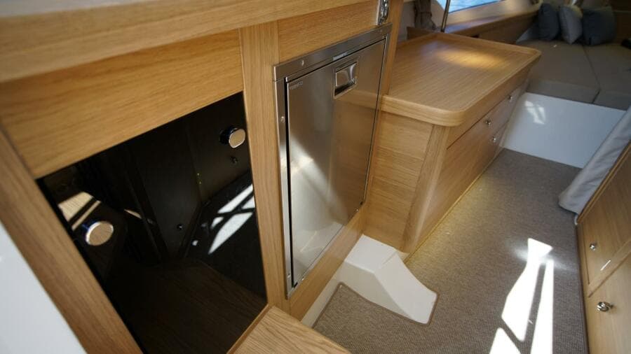 2025 Nimbus Tender 11 - Photo 22