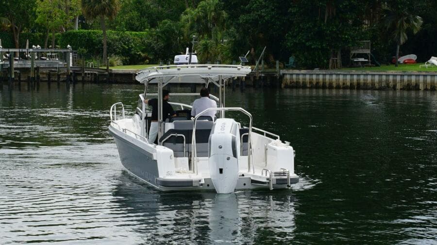 Nimbus Tender 9 Transom
