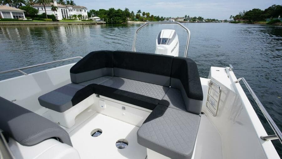 Nimbus Tender 9 Aft Deck