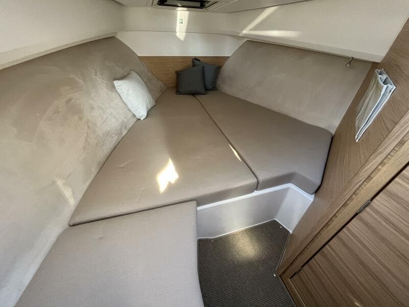 Nimbus Weekender 9 Berth