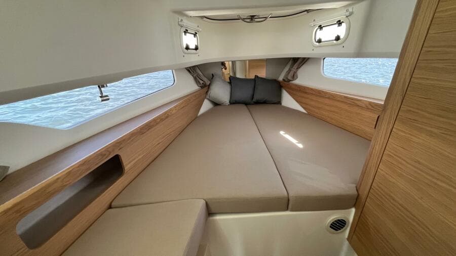 2025 Nimbus Commuter 11 - Photo 27