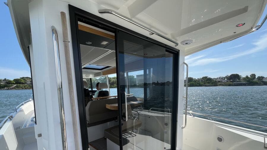 2025 Nimbus Commuter 11 - Photo 9