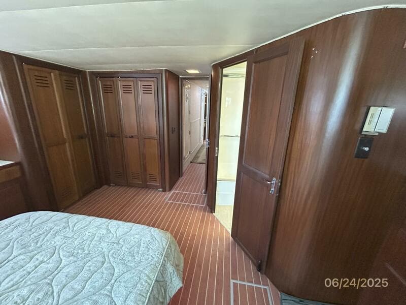 63' Hatteras master stateroom forward