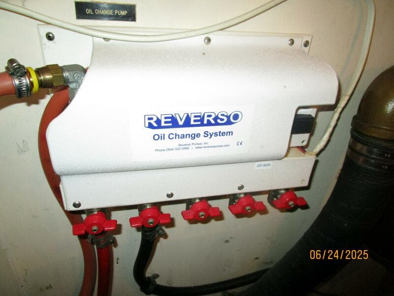 63' Hatteras starboard engine room oil change system