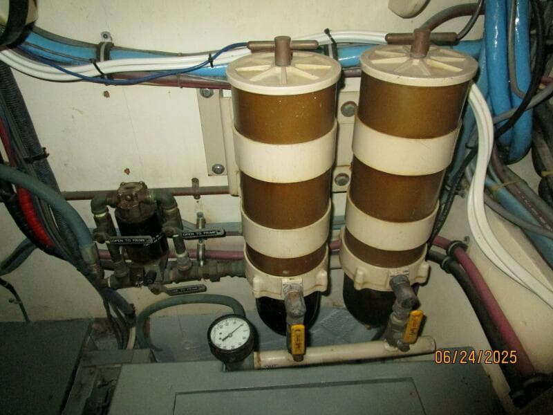 63' Hatteras starboard Racor fuel filters