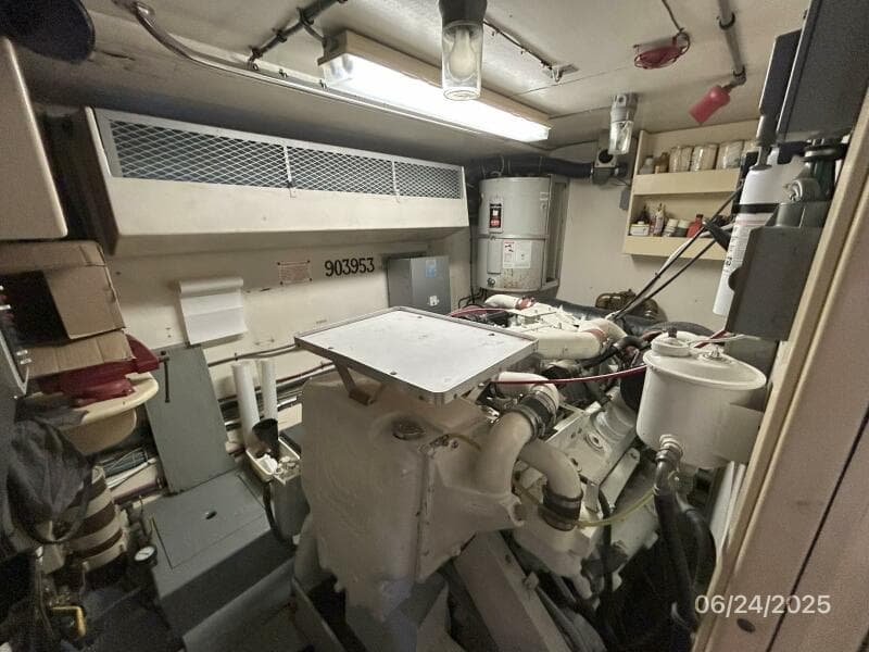 63' Hatteras starboard engine room