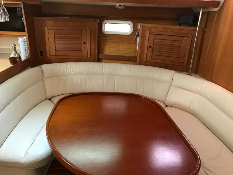 1995 Catalina 42 Mk II