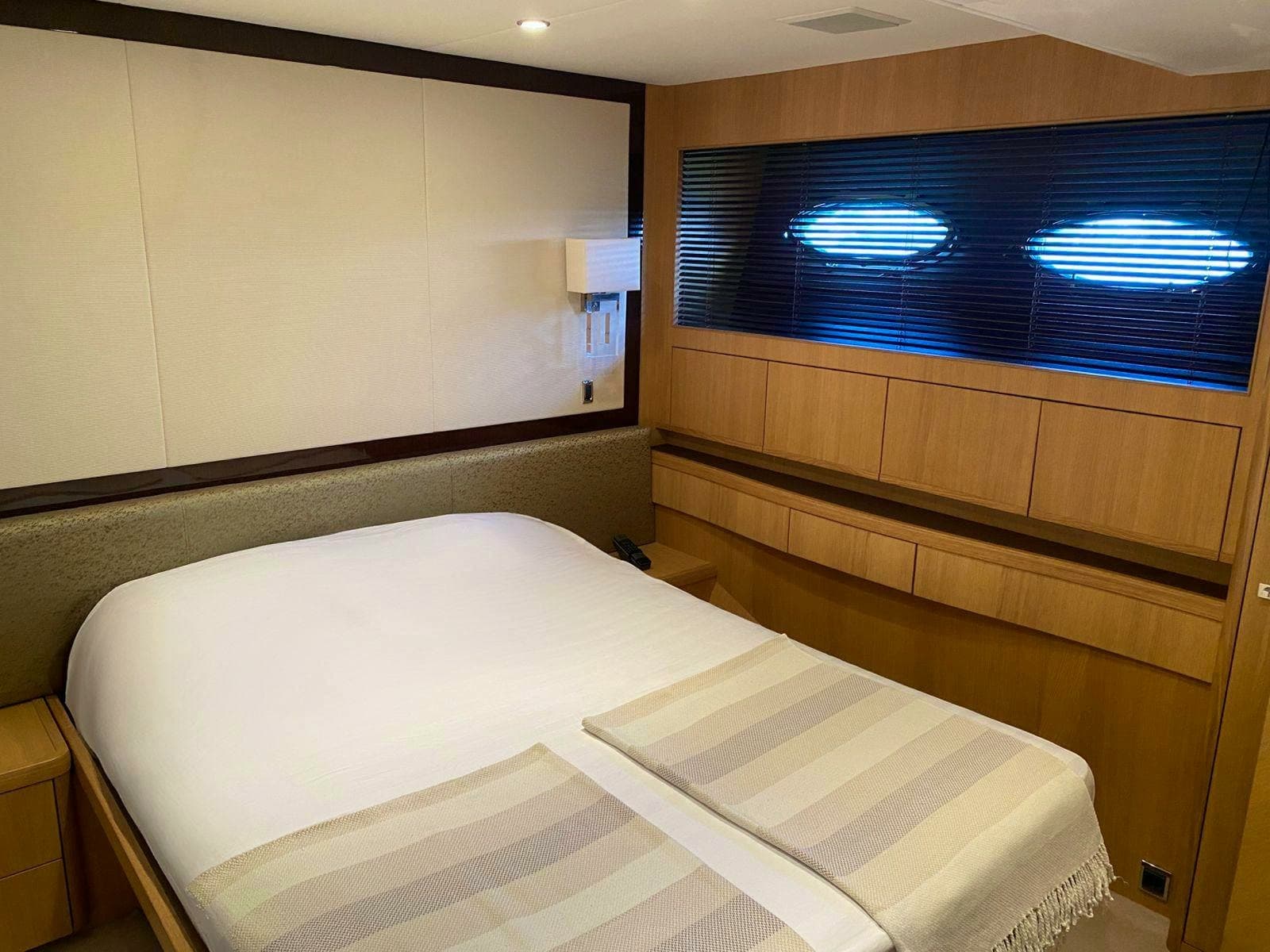 2011 Princess Yachts  - Photo 45