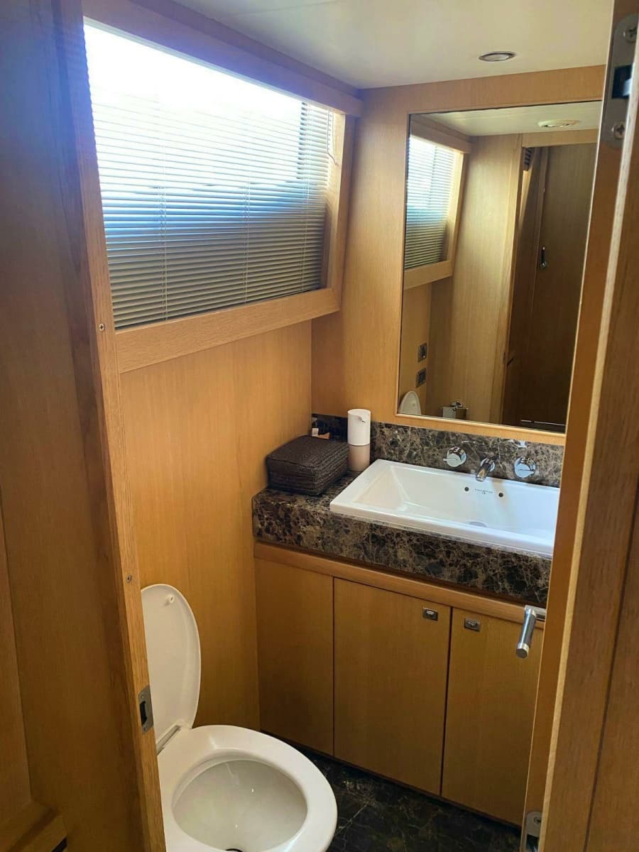 2011 Princess Yachts  - Photo 34