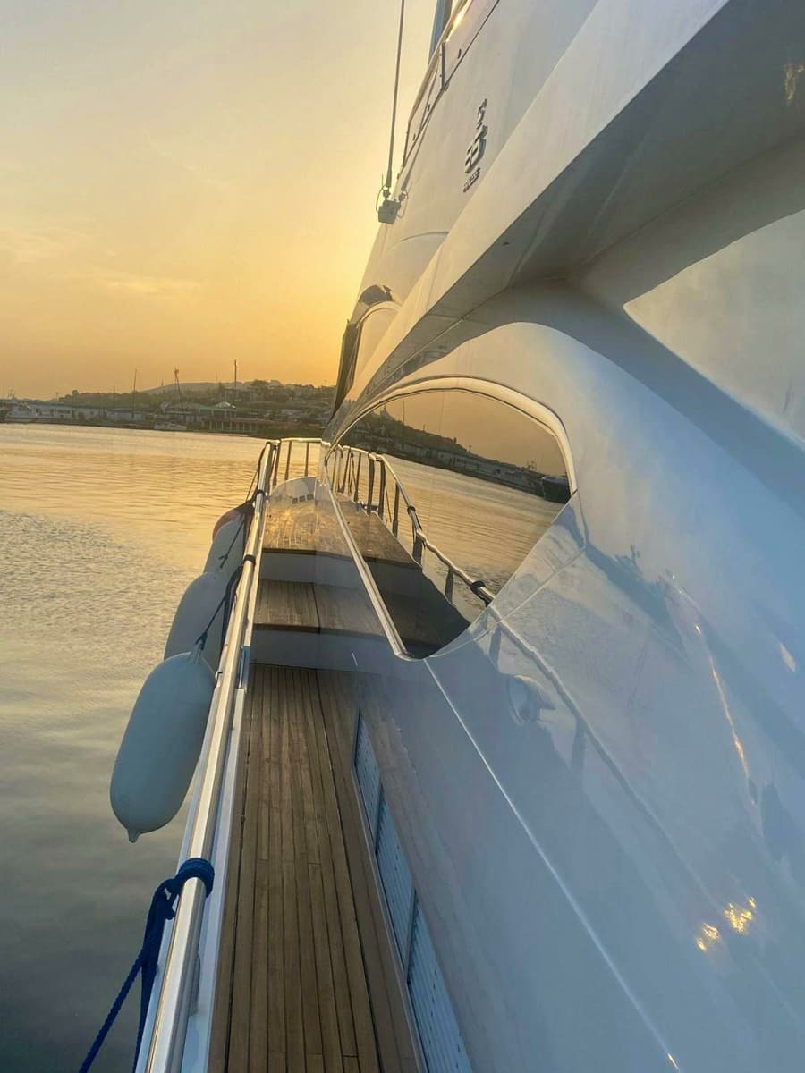 2011 Princess Yachts  - Photo 25