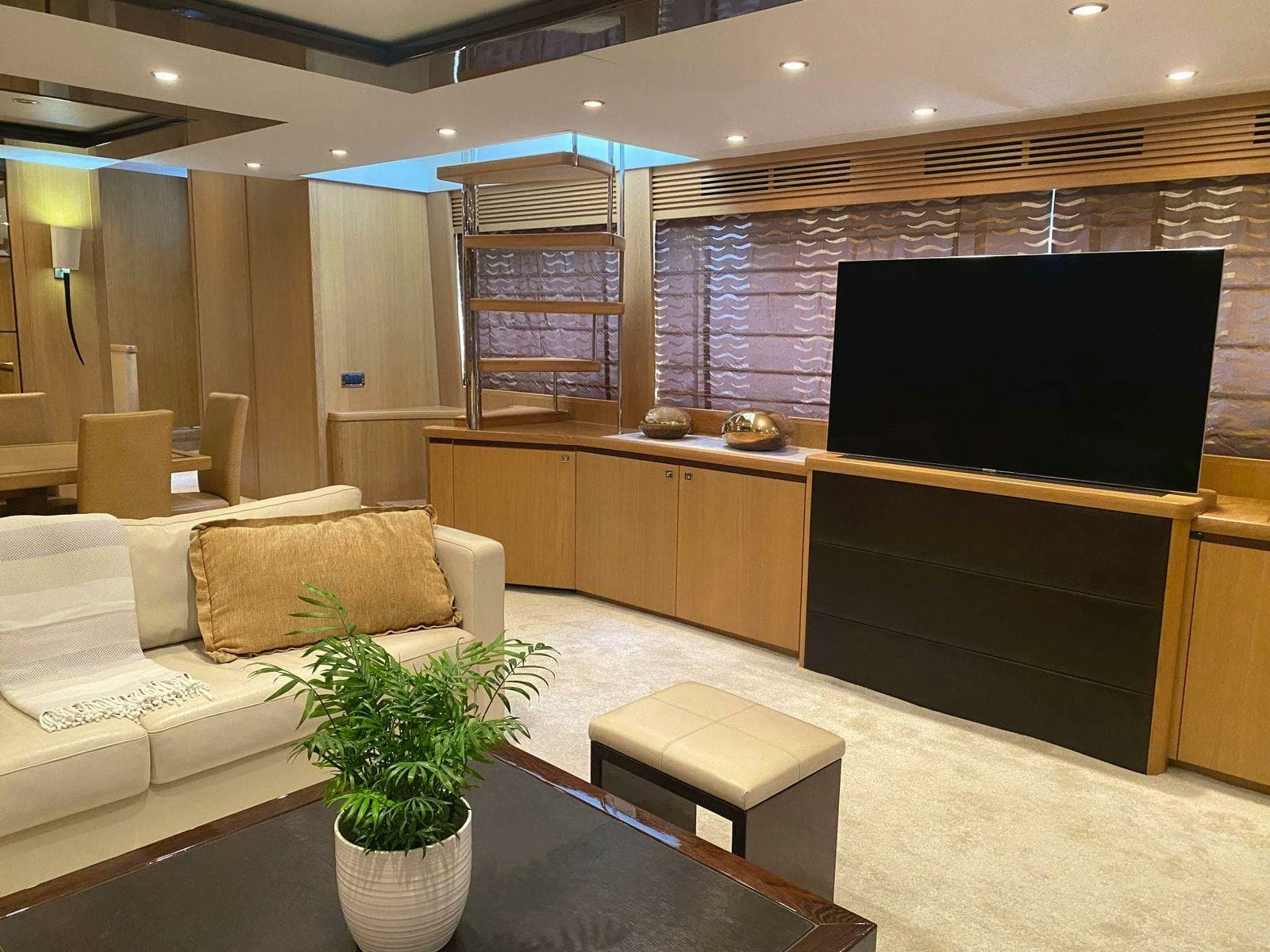 2011 Princess Yachts  - Photo 28