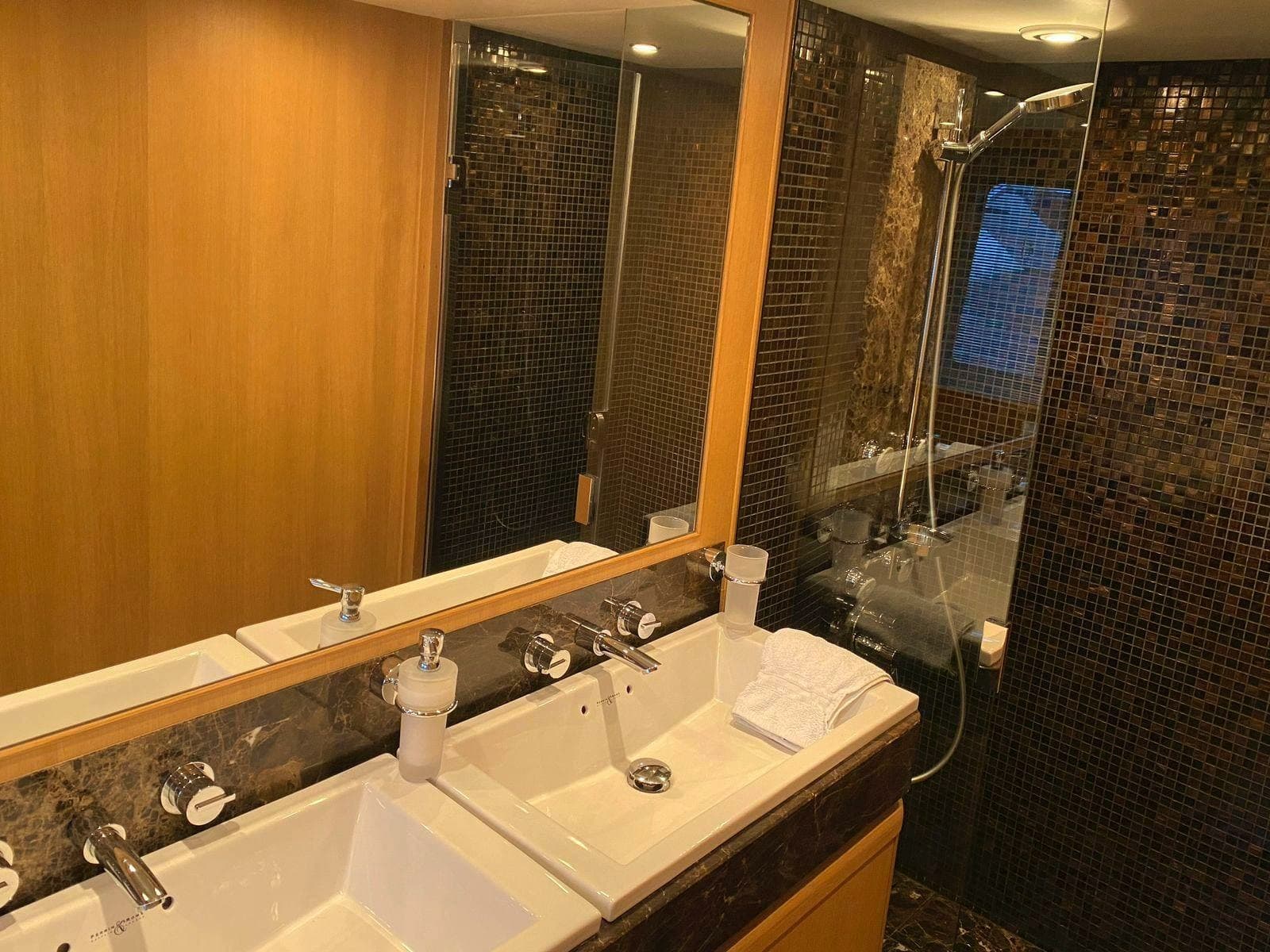 2011 Princess Yachts  - Photo 46