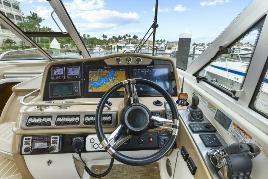 2016 Formula 45 Yacht