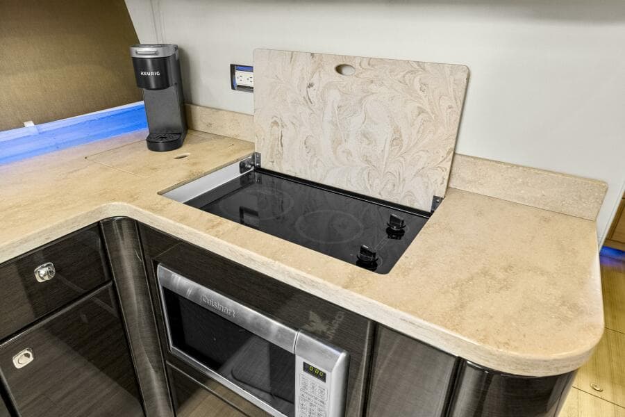 2016 Formula 45 Yacht