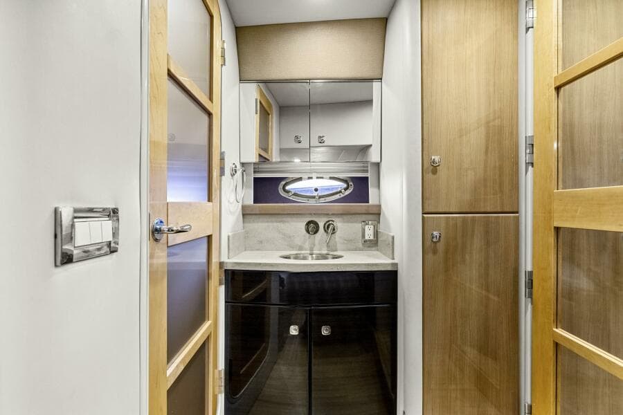 2016 Formula 45 Yacht