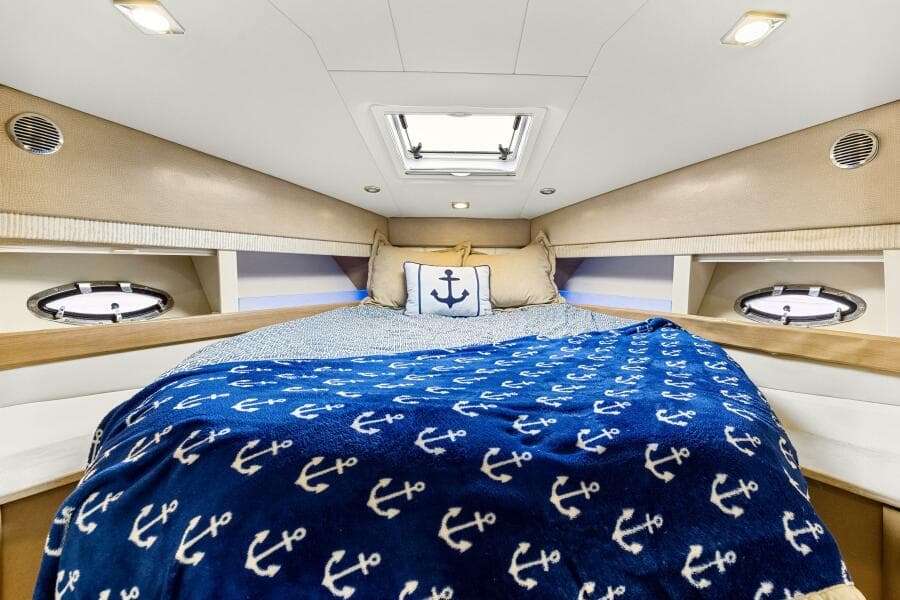 2016 Formula 45 Yacht