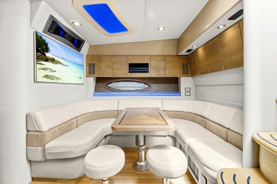 2016 Formula 45 Yacht