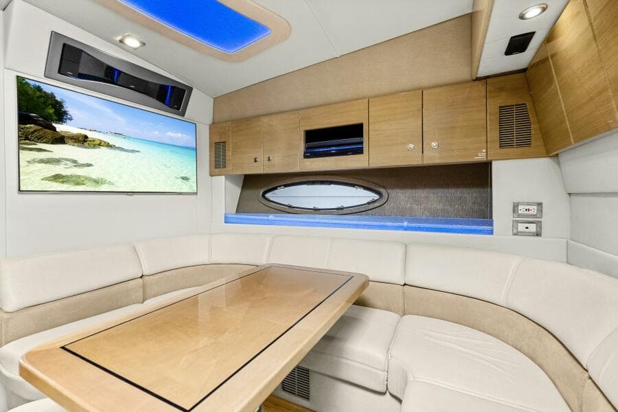 2016 Formula 45 Yacht