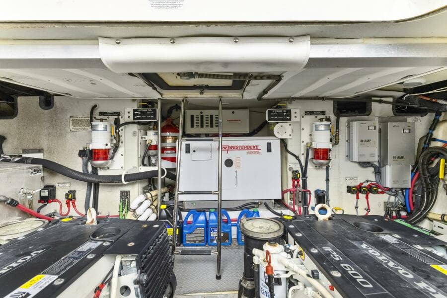 2016 Formula 45 Yacht