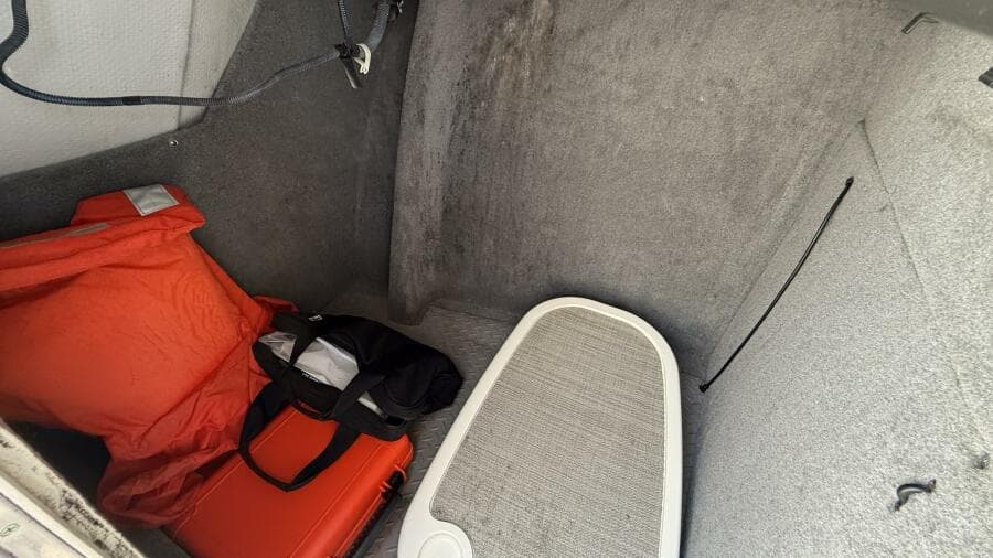 2016 Grady-White 307 Freedom