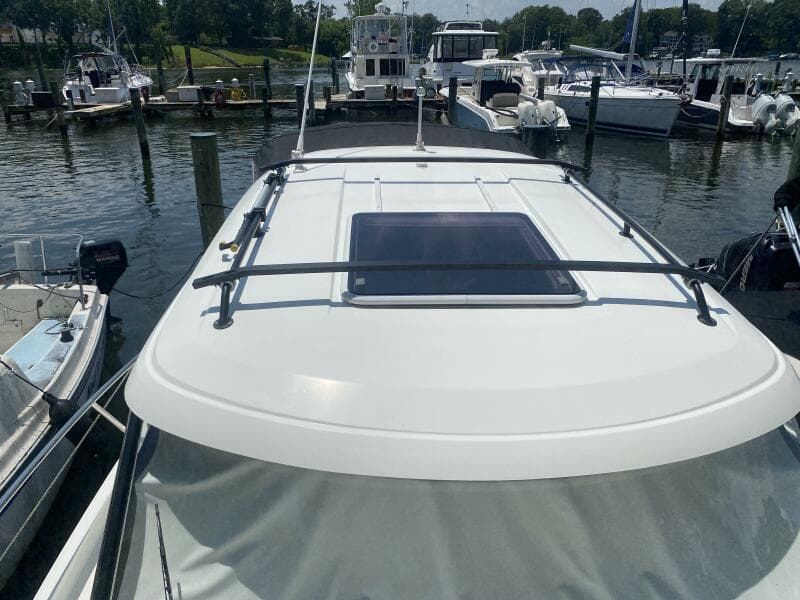 2023 Beneteau Antares 8