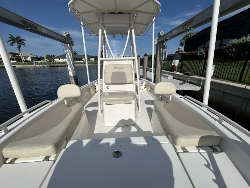 2019 Pathfinder 2200 CC