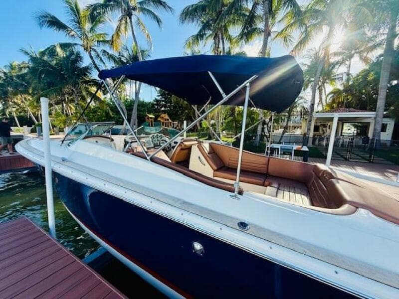 2015 Chris-Craft Launch 32