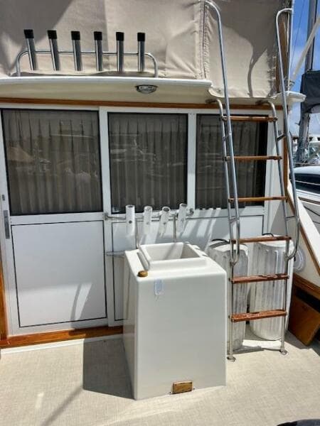 1981 Viking 35 Flybridge