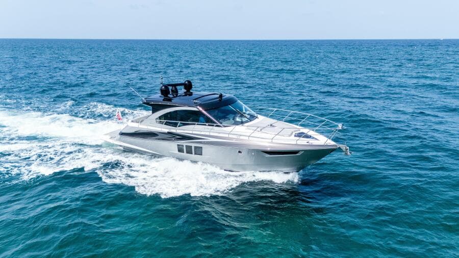 2014 Cruisers Yachts 45 Cantius