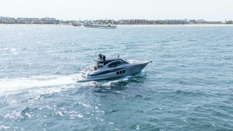 2014 Cruisers Yachts 45 Cantius
