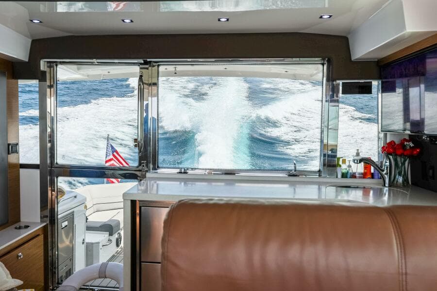 2014 Cruisers Yachts 45 Cantius