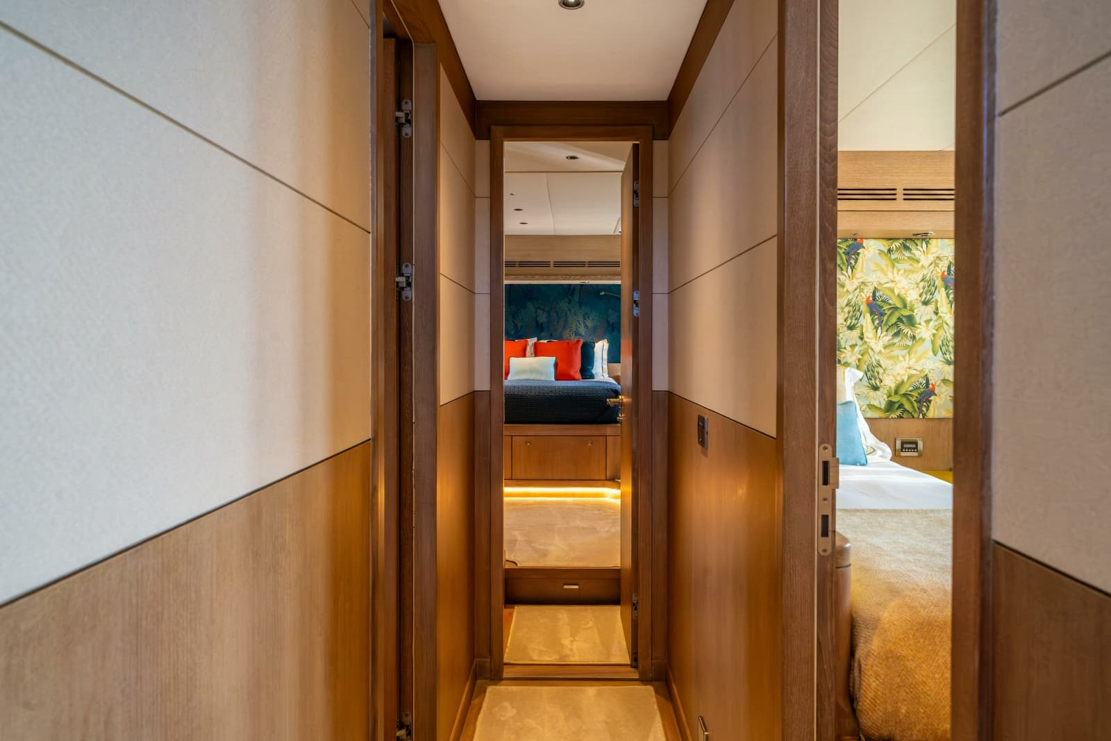 2013 Oyster Yachts Oyster 885 - Photo 29