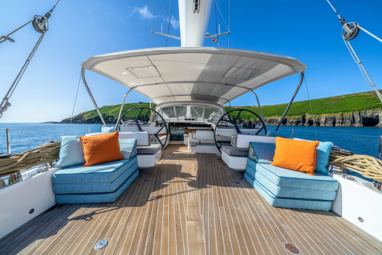 2013 Oyster Yachts Oyster 885 - Photo 19