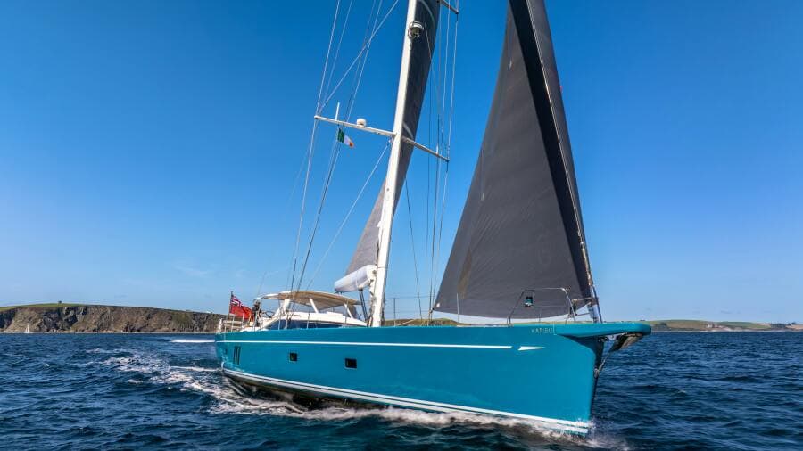 2013 Oyster Yachts Oyster 885