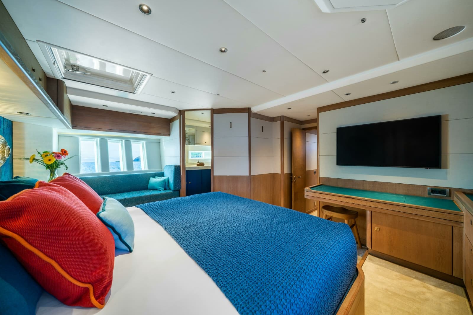 2013 Oyster Yachts Oyster 885 - Photo 33