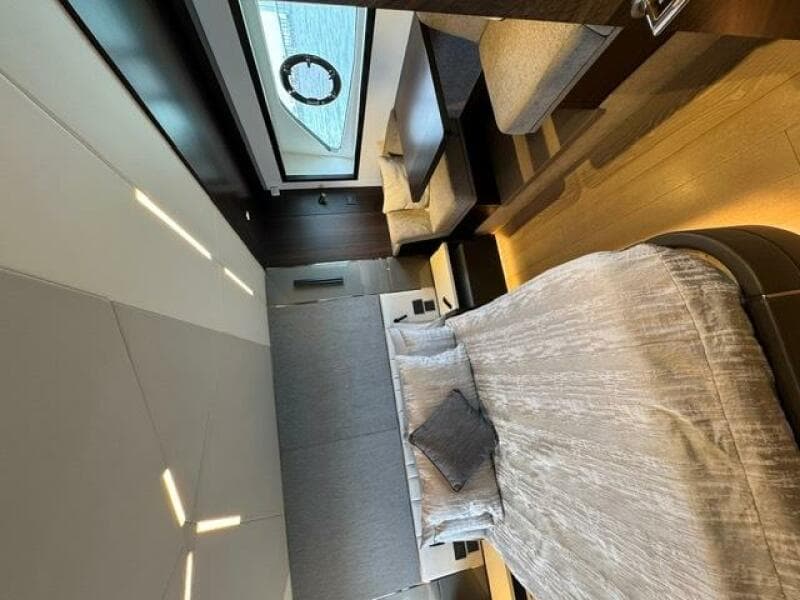 2022 Sunseeker Manhattan 68