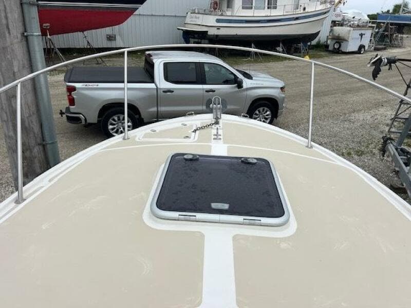 2004 Hunt Yachts Surfhunter 25